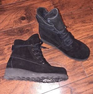 Bearpaw Women's Size 7 Krista Winter Boots